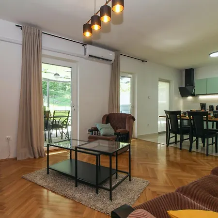 Roana In - Istrien 4* Poreč