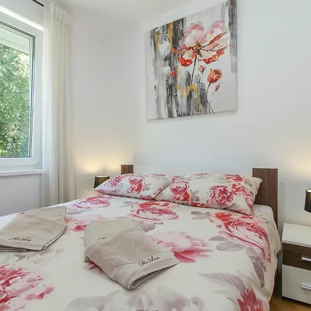 Roana In - Istrien Konukevi Poreč